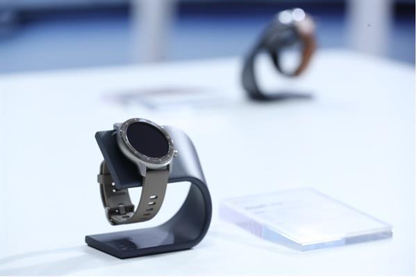 苹果Apple Watch同款 Amazfit运动手表3精英版曝光